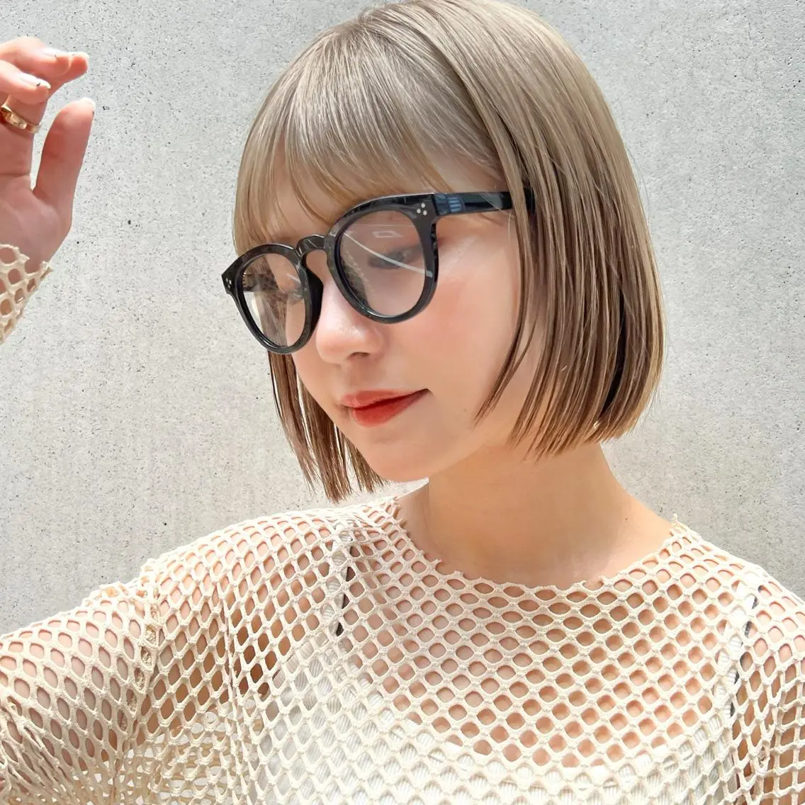 ショート カラー ベージュカラー 透明感カラー グレージュ ボブ カット ヘアカラー トリートメント レイヤー専門家 ダブルカラー修のヘアスタイル