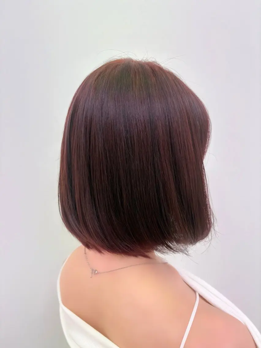 ミディアム カラー ヘアカラー 髪質改善ストレート インナーカラーハズキのヘアスタイル