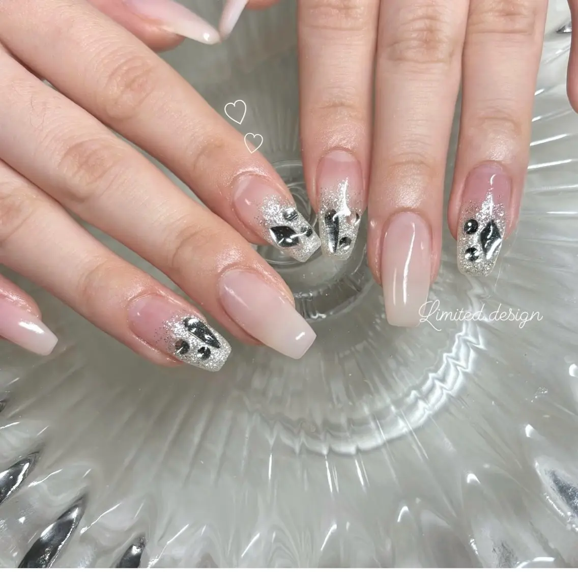 ネイル ハンドネイル Sii nail 🤍SAKIのネイルデザイン