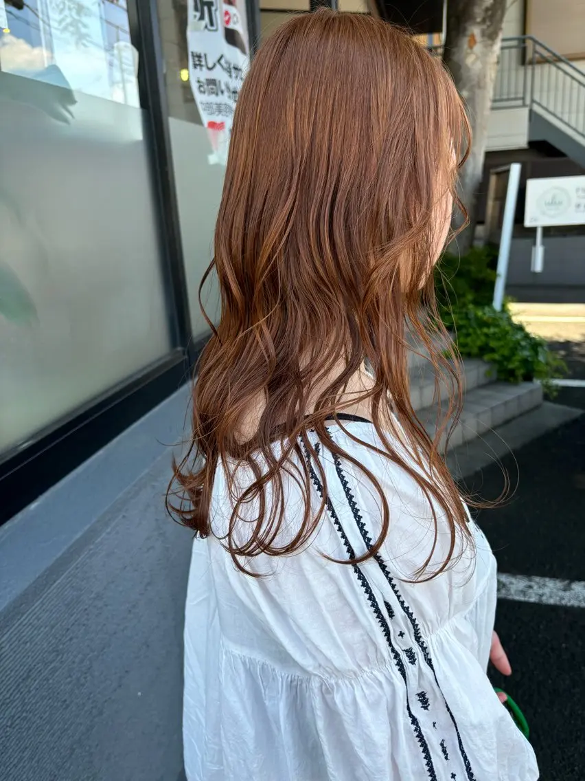 ロング カラー カット パーマ 亀山 来未のヘアスタイル