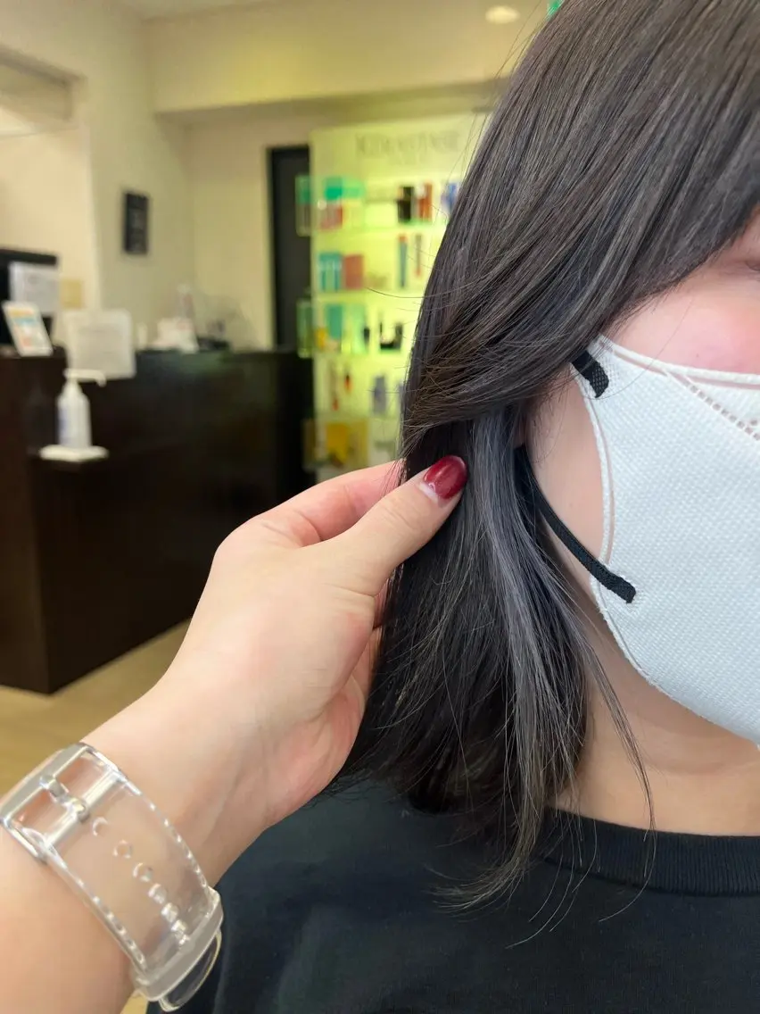 ミディアム こぐれ みあんのヘアスタイル