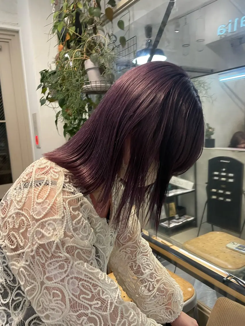 ミディアム カラー カット ヘアカラー トリートメント ミルクティー× グレージュMOMOのヘアスタイル