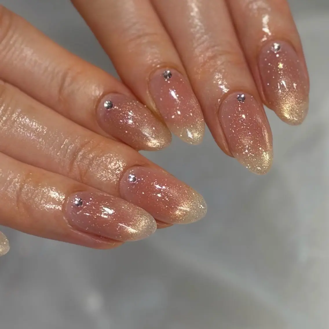 ネイル キラキラネイル yume 🎀大人ガーリー🎀のネイルデザイン