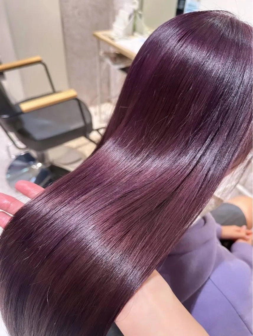 ヘアカラー 透明感/艶カラー 🫧 ユイナのヘアスタイル