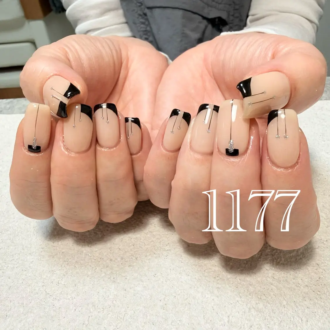 ネイル ハンドネイル nailsalon 1177のネイルデザイン