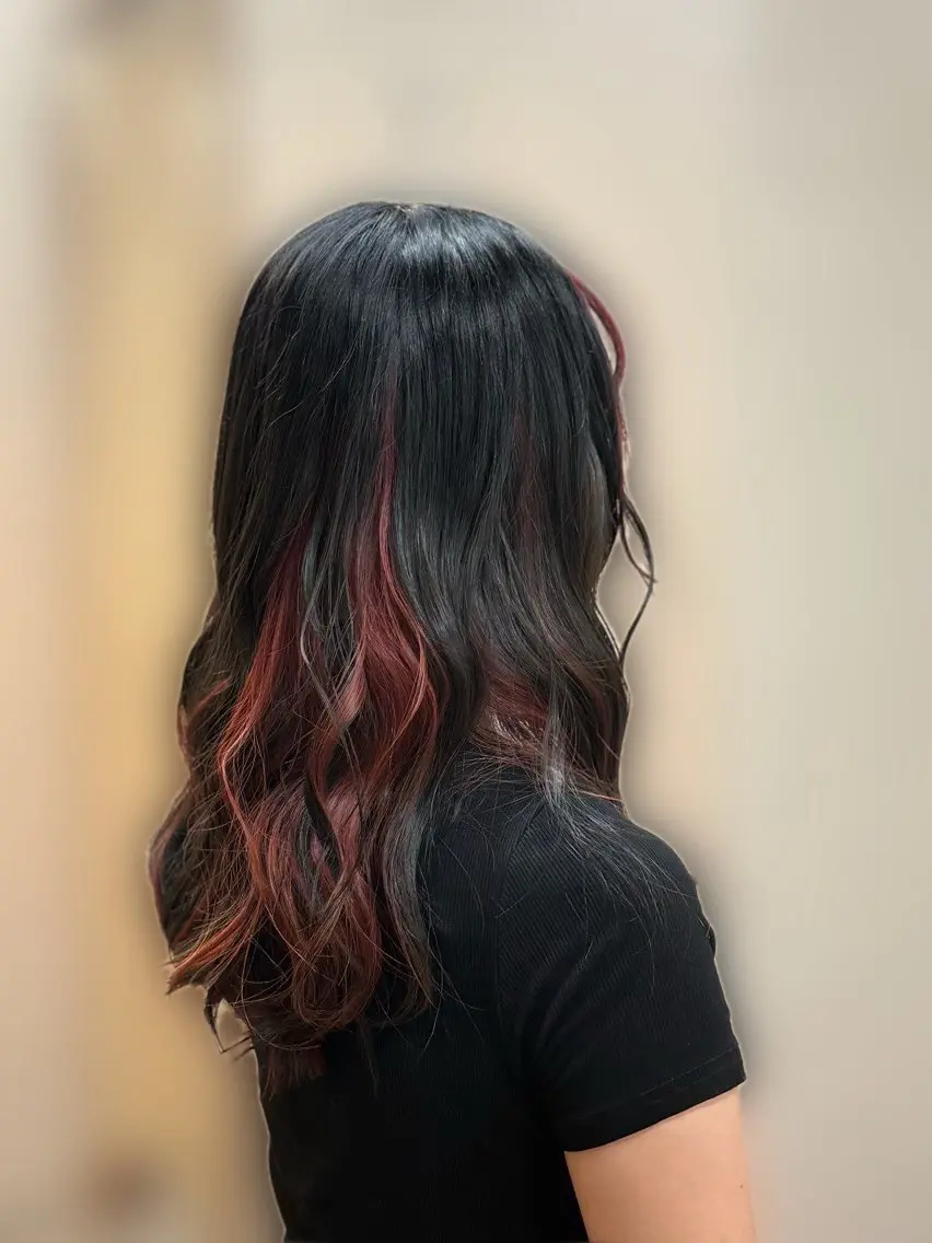 ロング カラー ヘアアレンジ ブリーチ ピンクカラー ヘアカラー 宍戸 花穂のヘアスタイル