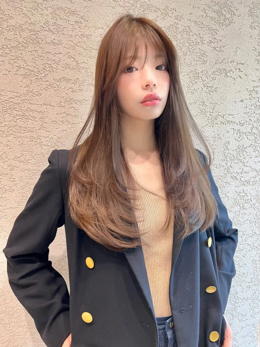 ロング カラー 透明感カラー🤎 中川智帆のヘアスタイル