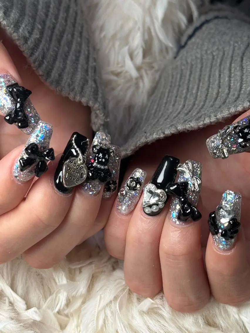ミディアム ハンドネイル Latte Nail 十三のネイルデザイン
