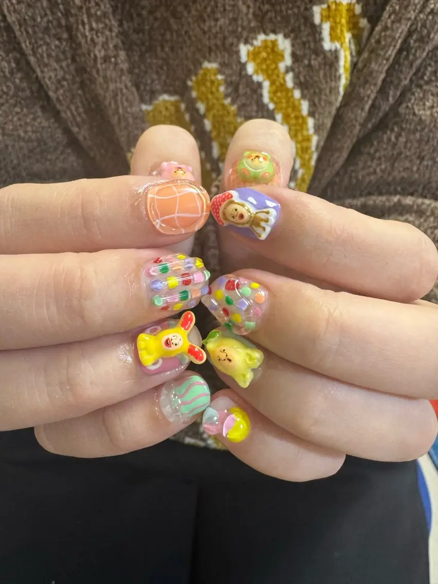 【オフ有り】ハンド❗️ショートネイル限定❗️お持ち込み＆イメージネイルok❗️パーツつけ放題☆他店オフの方＋500円の写真