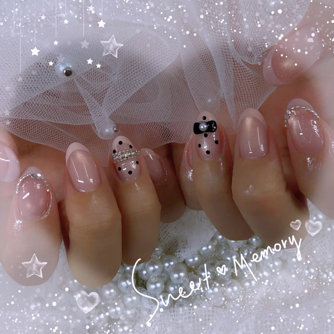 ネイル チークネイル フレンチネイル ガーリー ガラスフレンチ グラデーション ハンドネイル ハンドケア Chill Nailsalonのネイルデザイン
