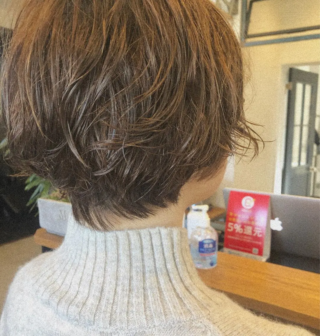 ショート パーマ 名倉 伽奈のヘアスタイル