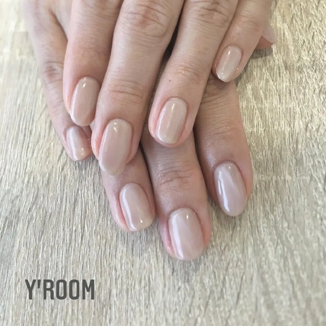 ネイル ジェルネイル ニュアンスネイル ワンカラーネイル パラジェル 夏ネイル ハンドネイル YUKA （ネイリスト）のネイルデザイン