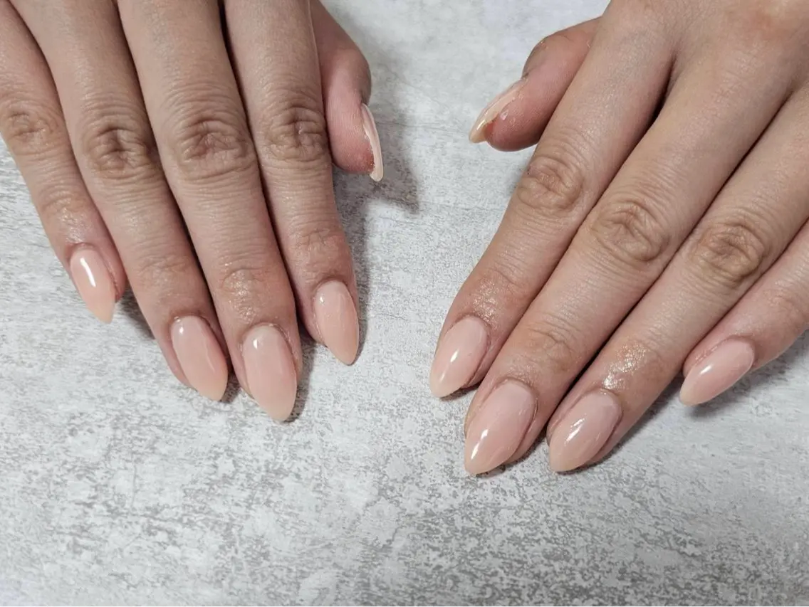 ネイル オーロラネイル フットネイル フレンチネイル ジェルネイル マグネットネイル ハンドネイル mogunail &blowのネイルデザイン
