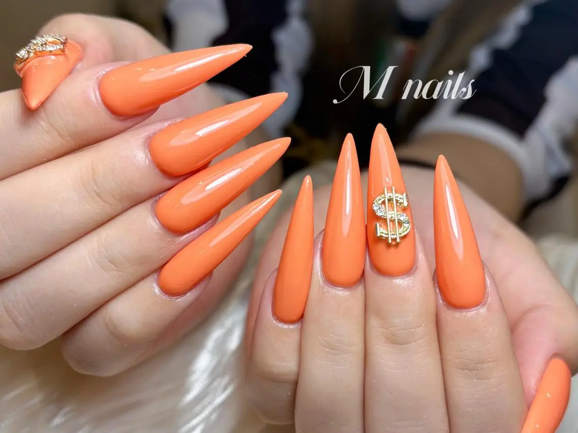 ネイル M 🌷Nail 長さだし専門店のネイルデザイン