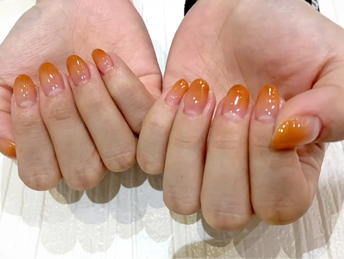 ネイル グラデーション オレンジ nailAVANCE akariのネイルデザイン