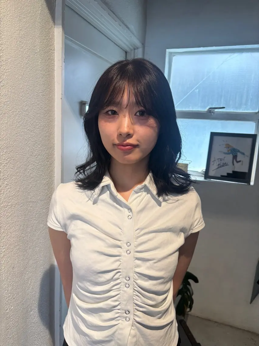 カラー ヘアカラー トリートメント 金崎 心優のヘアスタイル