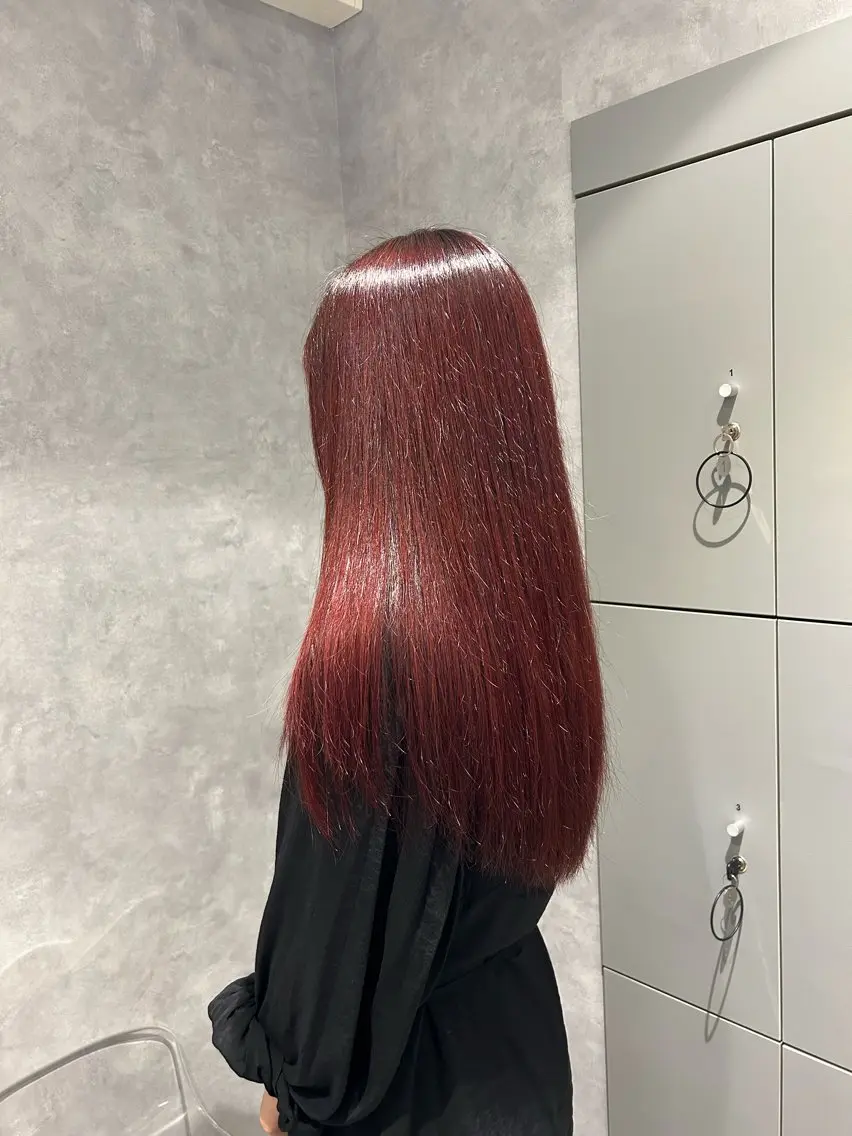 カラー レッドカラー ⭐️HEDI YUKI⭐️のヘアスタイル
