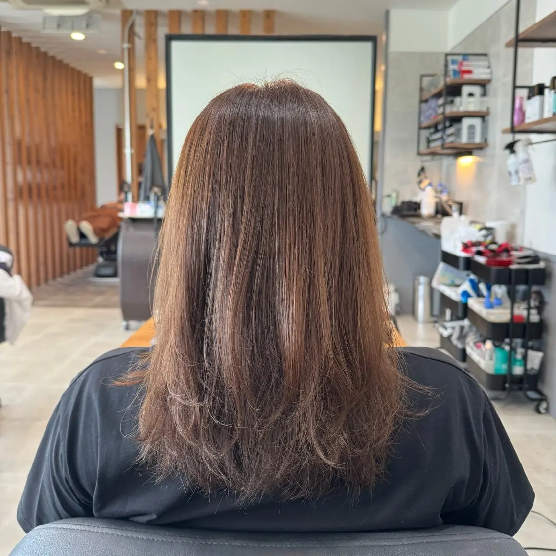 カラー 栗林 萌香のヘアスタイル