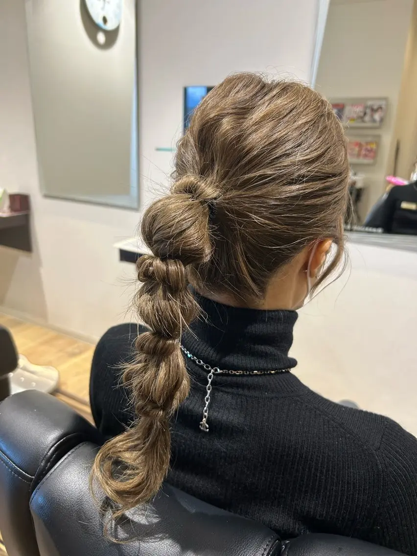 ロング ヘアアレンジ 小川 遥加のヘアスタイル