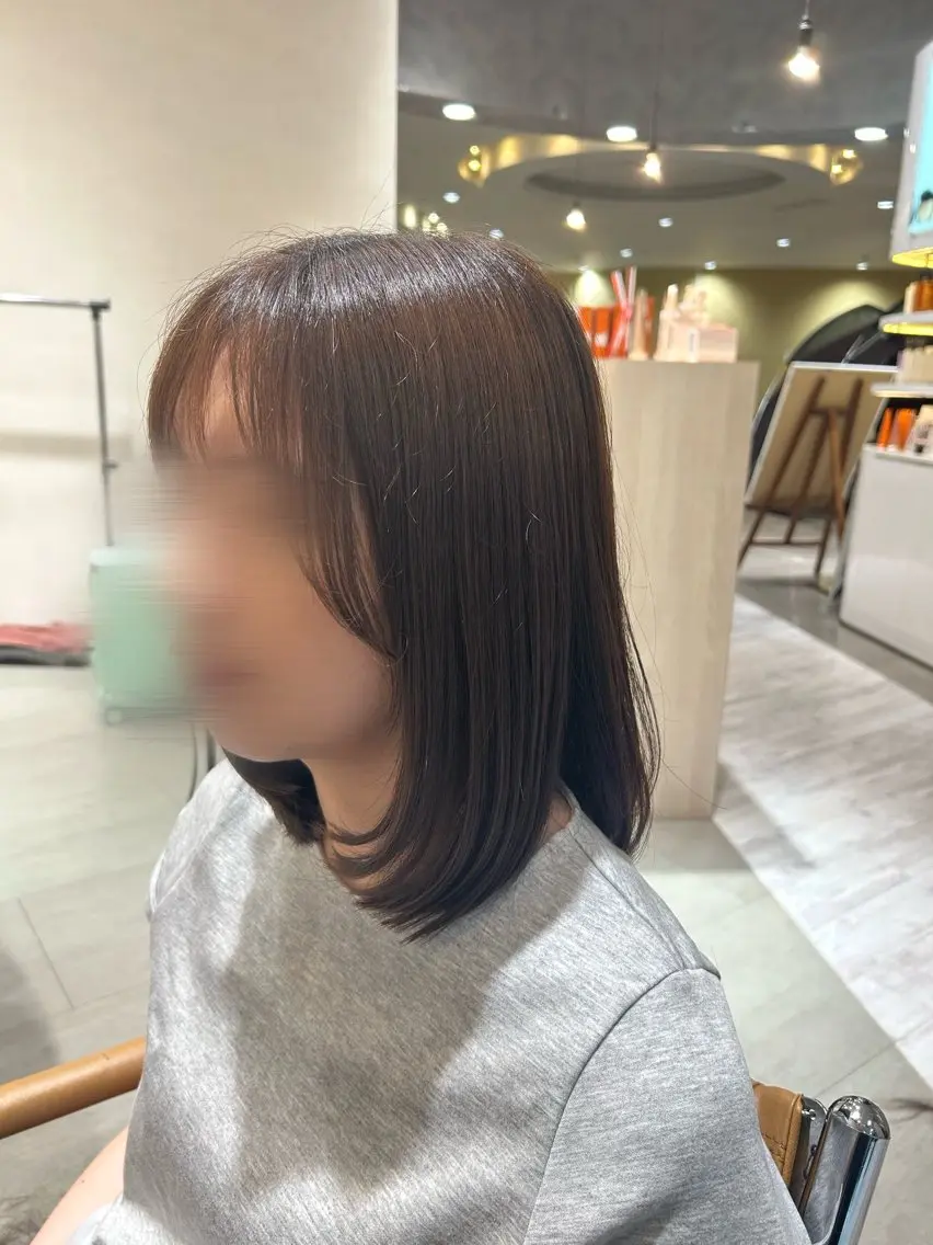 ミディアム ミディアムレイヤー レイヤーカット 森川 颯香のヘアスタイル
