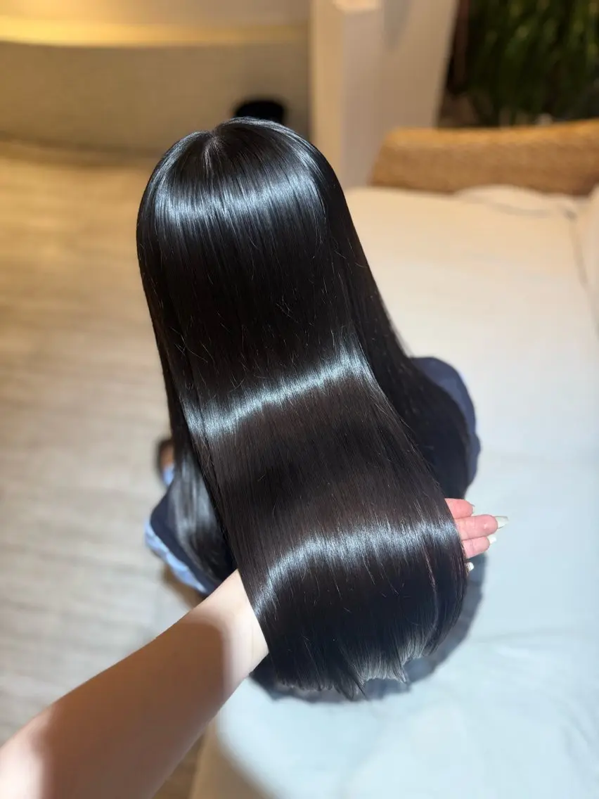 ロング カラー 縮毛矯正 🩵KUREA🩵 /似合わせカットのヘアスタイル