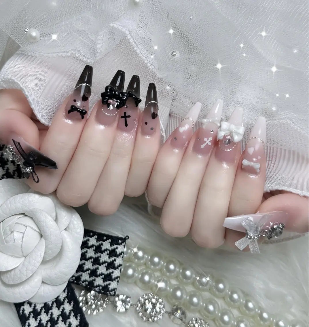 ネイル ハンドネイル ハンドケア Nova Nail Nambaのネイルデザイン