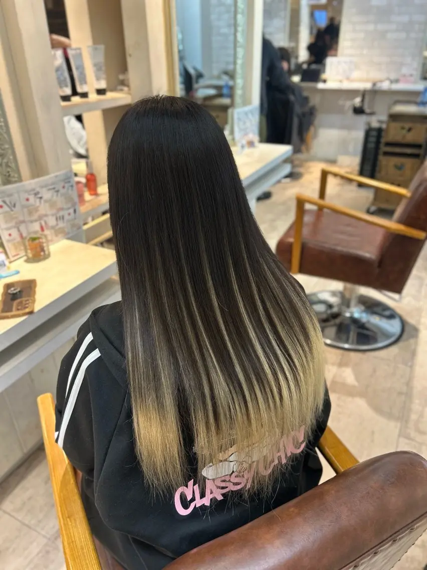 ロング プルエクステ エクステ Ogane Mikotoのヘアスタイル