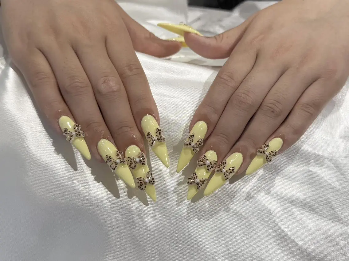 💅💅💅チップによる長さ出し10本+ワンカラー(パーツ付けなどはありません)長さ出しされている方は事前に連絡くださいの写真