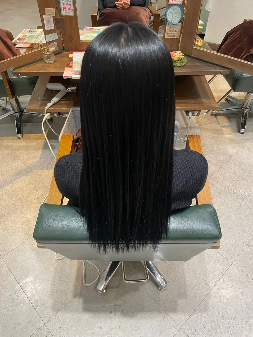 ロング 田中 彩華のヘアスタイル