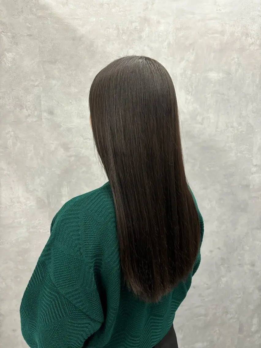 ロング カット ヘアカラー トリートメント NUMBER 天王寺YUYAのヘアスタイル