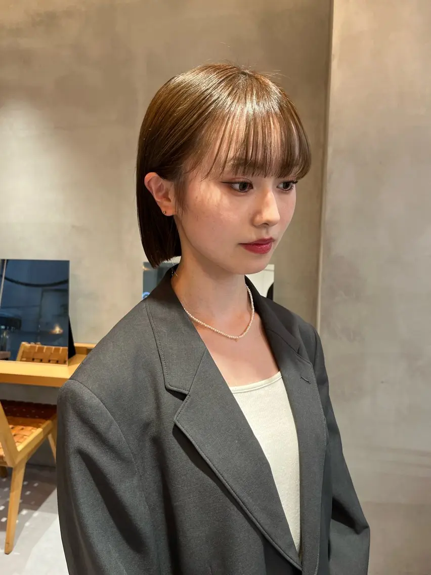 ミディアム カラー カット トリートメント 縮毛矯正ボブ&顔まわ レイヤー♡TOMOEのヘアスタイル