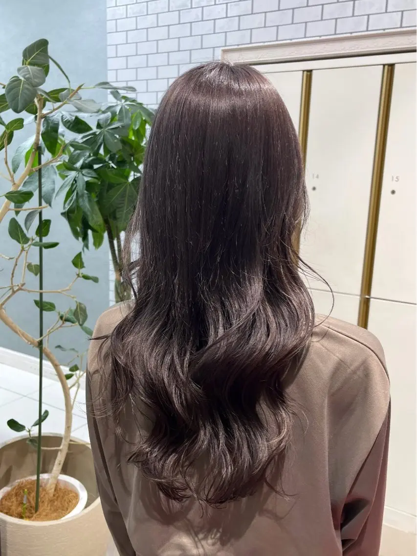 ロング カラー ベージュカラー ブリーチ ブラウンカラー ダブルカラー イヤリングカラー カット ヘアカラー トリートメント ミユウ🌼ブリーチ / ダブルカラーのヘアスタイル