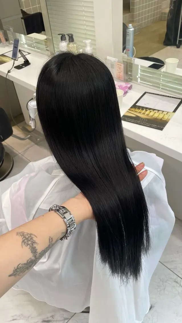 ロング カラー カット ヘアカラー トリートメント 🖤韓国暗髪 ｜透明感カラー　ゆりのヘアスタイル