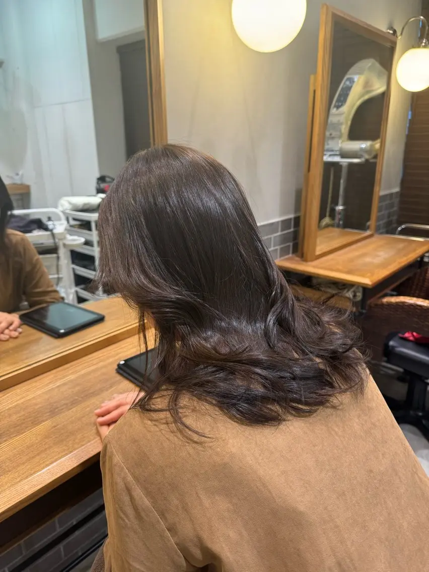 セミロング カラー ヘアカラー トリートメント 暖色カラー🤎Red Neo meiのヘアスタイル
