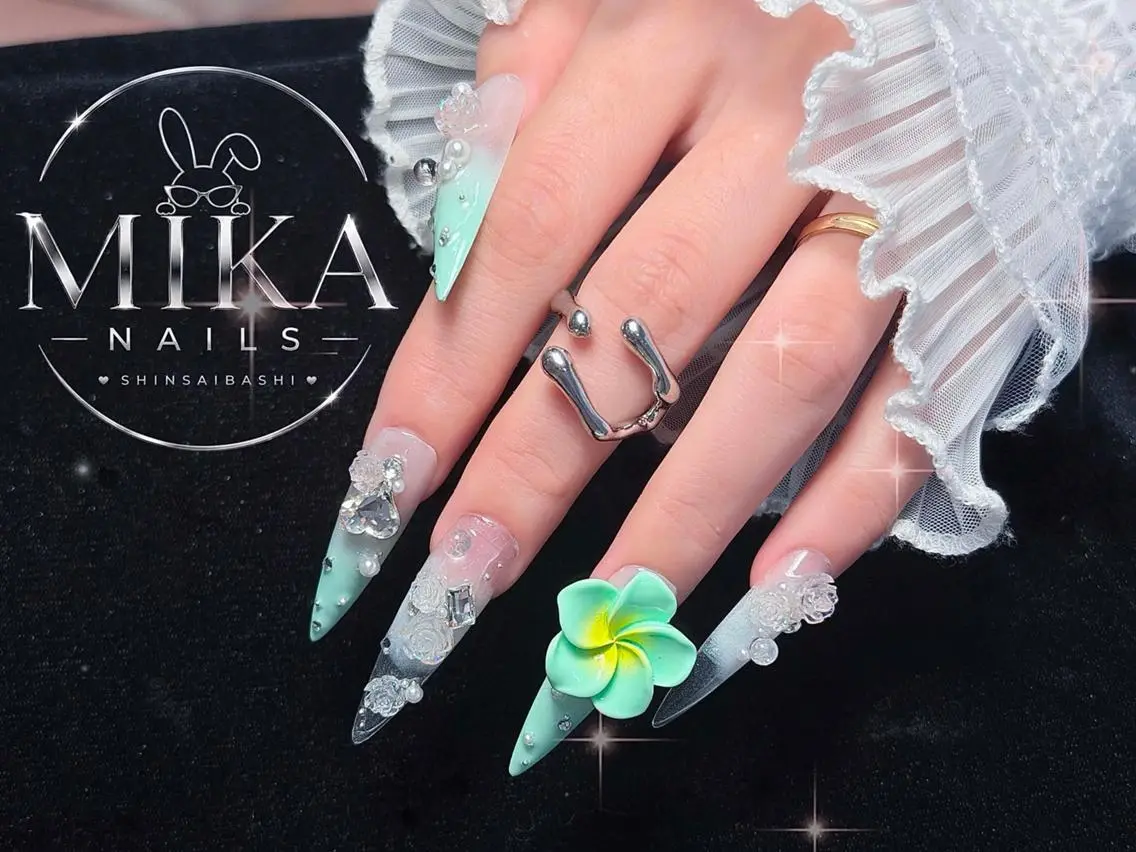 ネイル アートネイル チークネイル ドット フットネイル フレンチネイル ハンドネイル ハンドケア Mika Nails 心斎橋のネイルデザイン