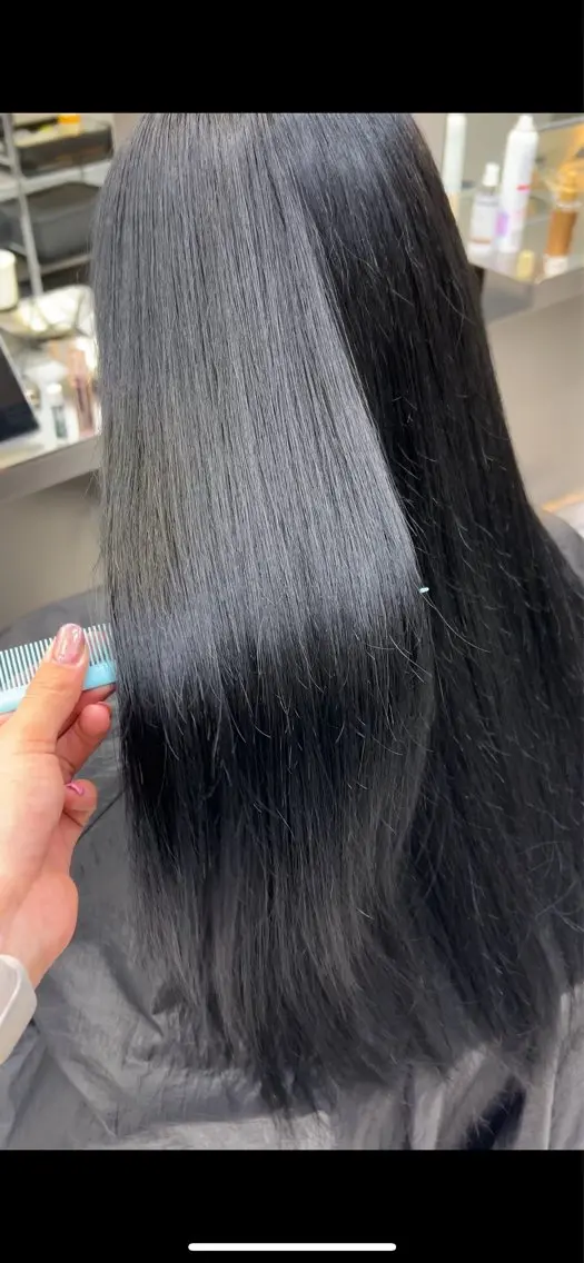 ロング ななか/艶カラー/ レイヤー/海外ヘアのその他イメージ