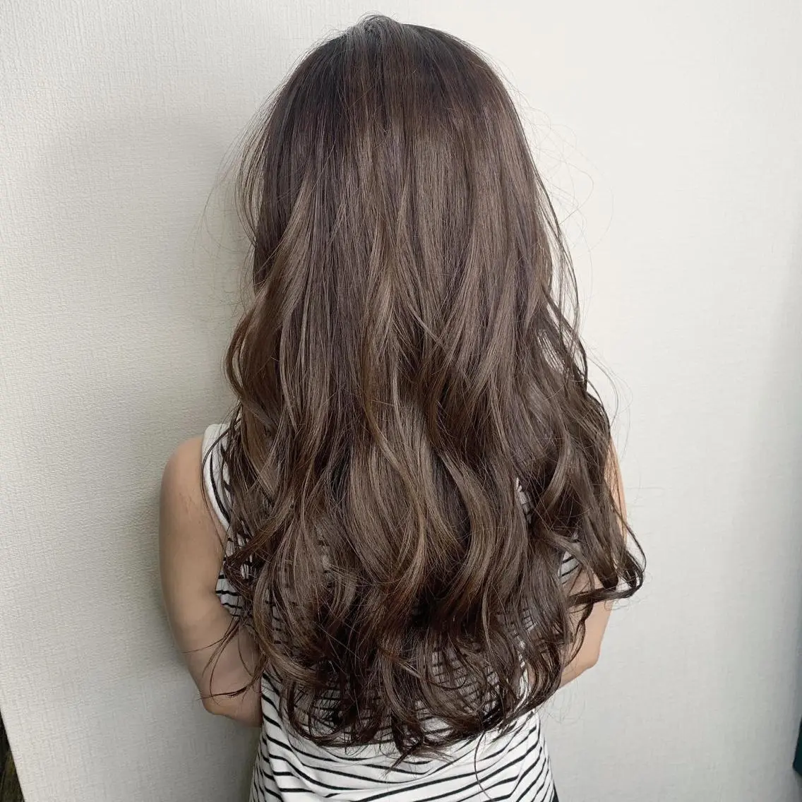 ロング ヘアカラー 佐藤 香太のヘアスタイル