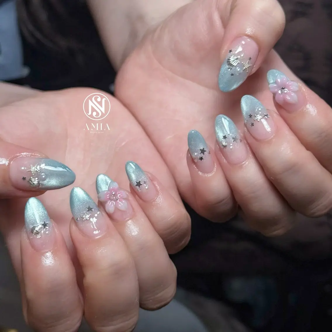 セミロング ハンドネイル 🌟AMIA BEAUTY🌟のネイルデザイン