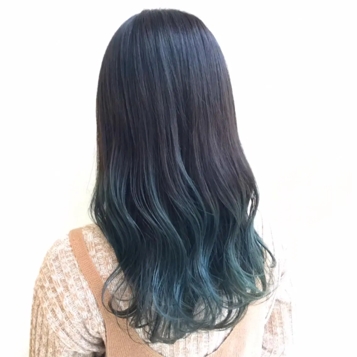 セミロング カラー ブルーカラー ブルージュ グラデーションカラー メンズ指名多数!! 田島史也のヘアスタイル