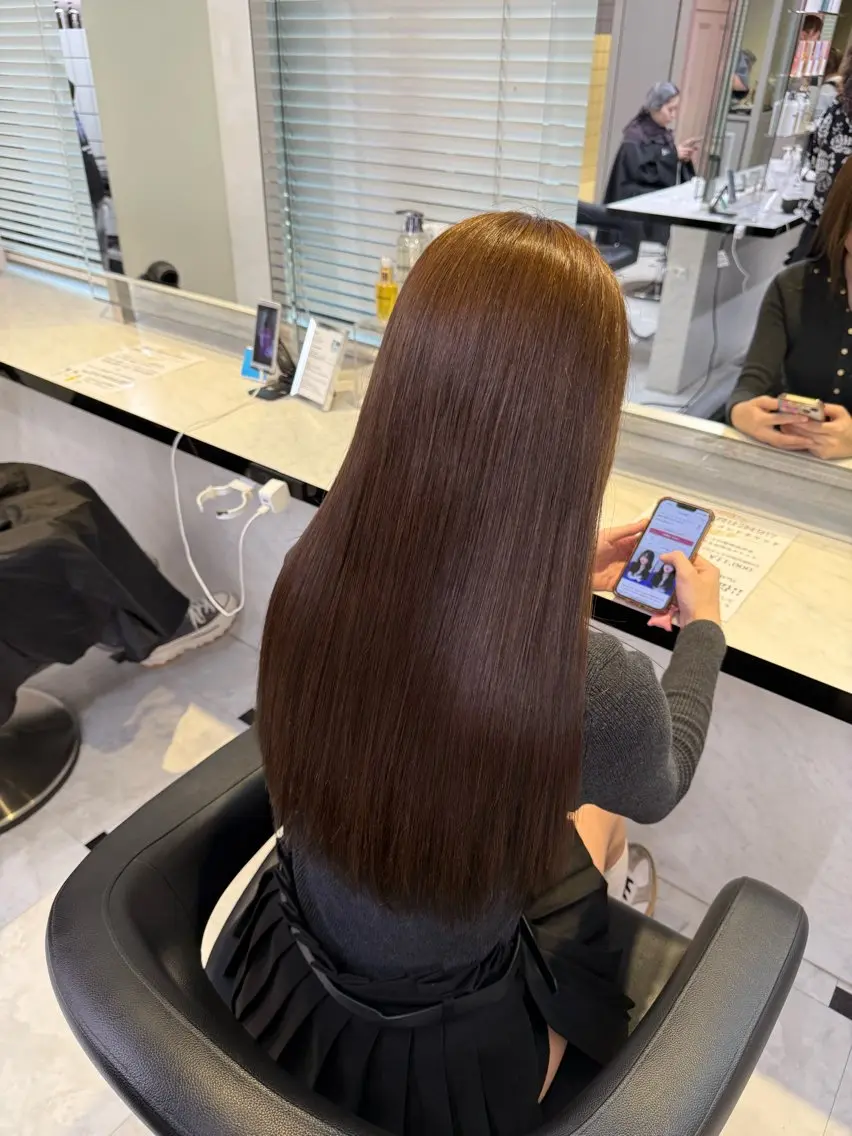 ロング カラー 透明感カラー カット ヘアカラー トリートメント 韓国風グレージュ 🤍たくみ🤍のヘアスタイル