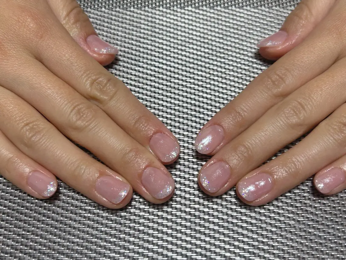 ネイル フレンチネイル ラメ(グリッター) ハンドネイル i nailのネイルデザイン
