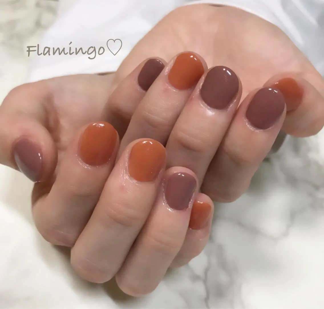 ネイル ブラウン ワンカラーネイル シンプルネイル 冬ネイル フィルイン／自爪育成 ／爪に優しい施術のネイルデザイン