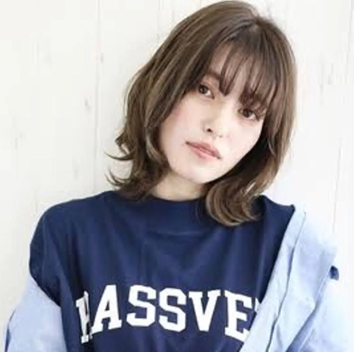 ミディアム カラー 外ハネヘア カット ヘアカラー トリートメント ヘッドスパ 話題の技術✨lore 店長タカハシ　ケントのヘアスタイル