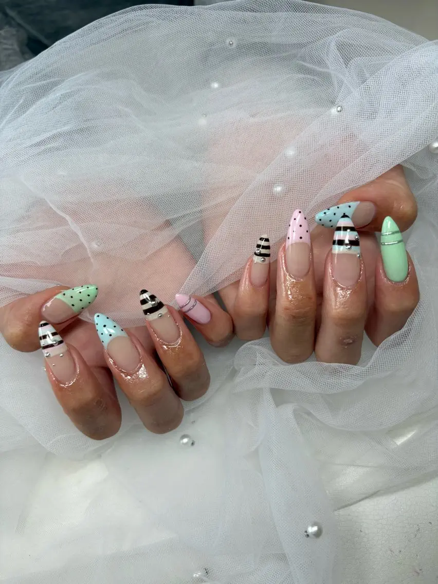 ネイル ハンドネイル ANELA mのネイルデザイン
