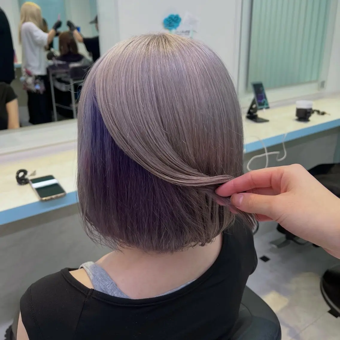 ショート カラー ヘアカラー トリートメント ブリーチカラー 🩵MIZUKIのヘアスタイル