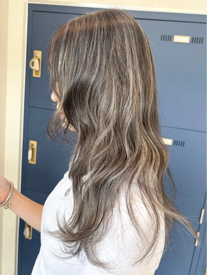 ロング bloom AMIのヘアスタイル