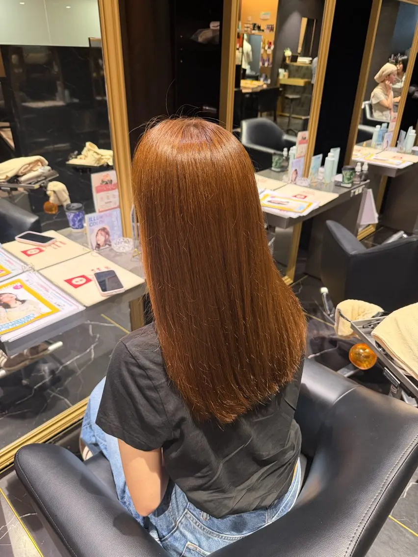 ロング 縮毛矯正 【韓国風/艶カラー】 佐々木やすはのヘアスタイル