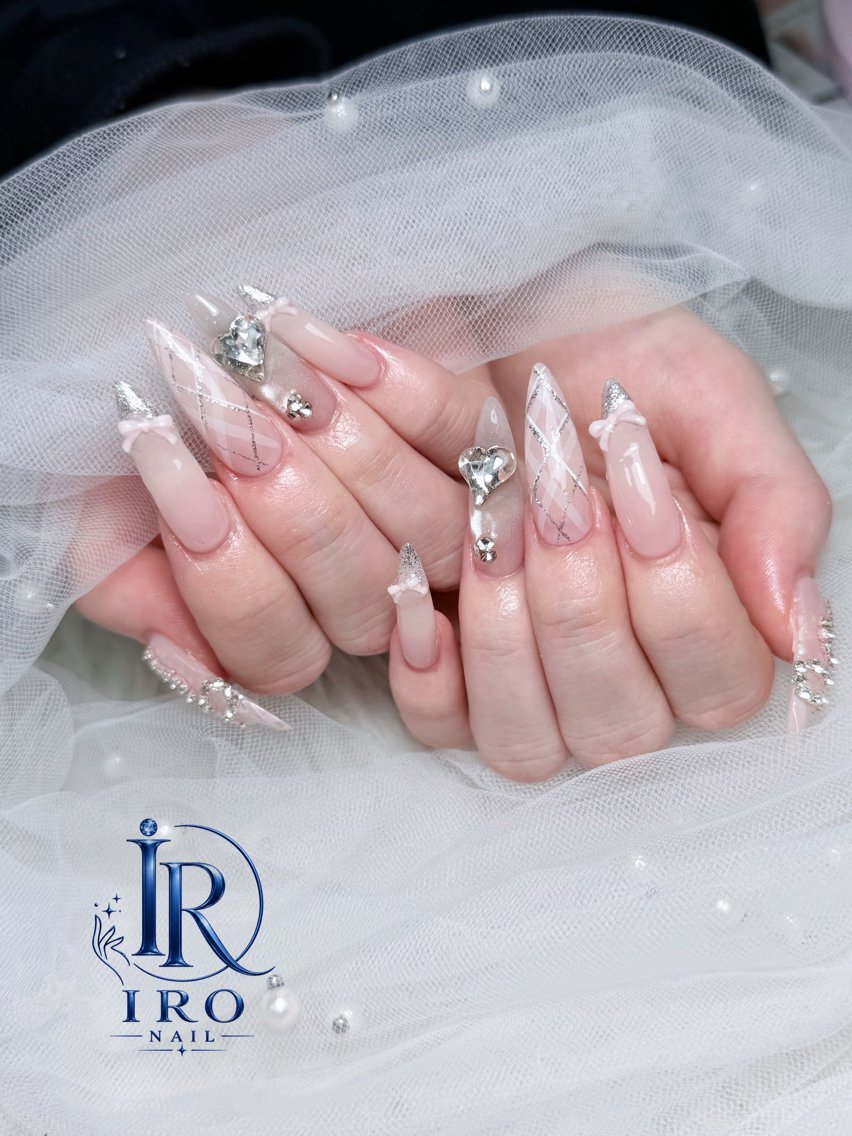 ネイル ハンドネイル IRO Nail Studio 千葉のネイルデザイン