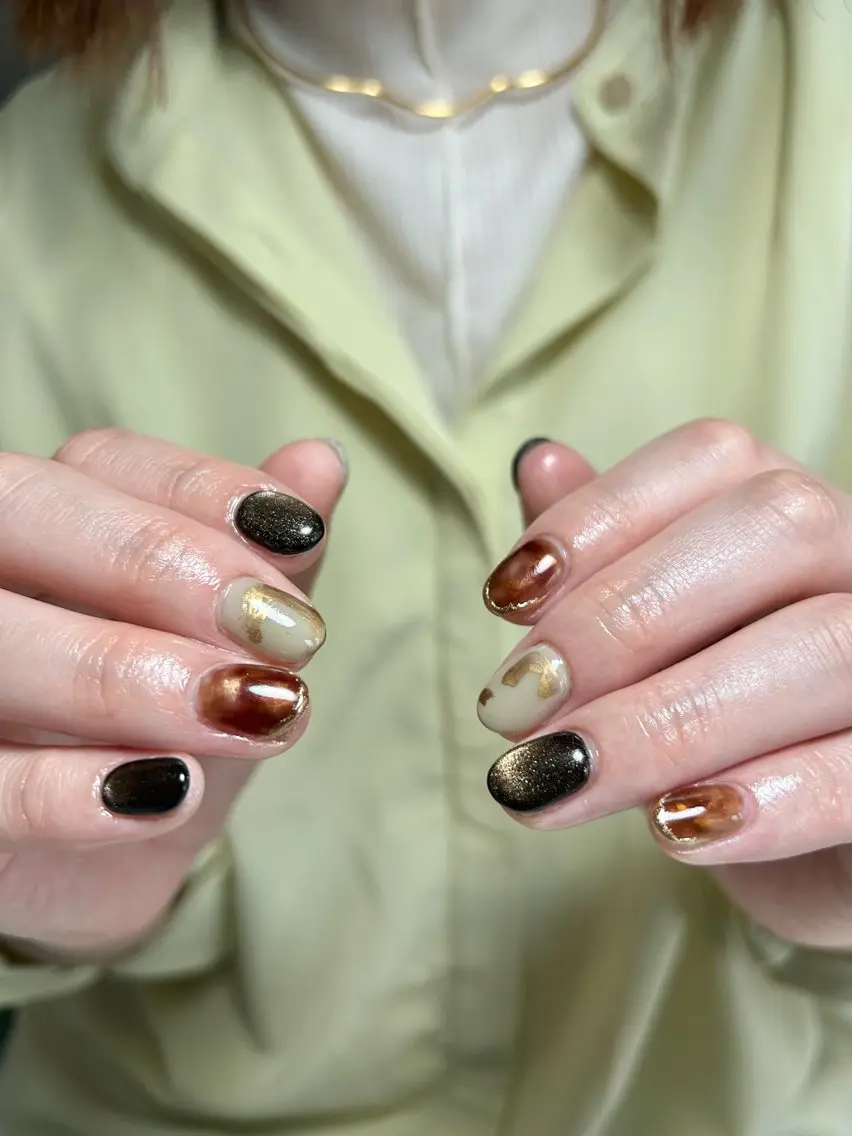 ネイル ハンドネイル フットネイル TESORO nailのネイルデザイン
