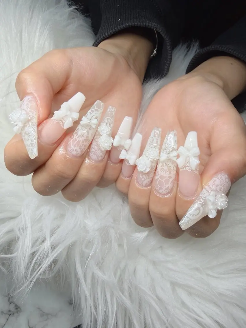ネイル 長さ出し グラデーション 卒業式 キラキラネイル マグネットネイル Lee Nailsのネイルデザイン